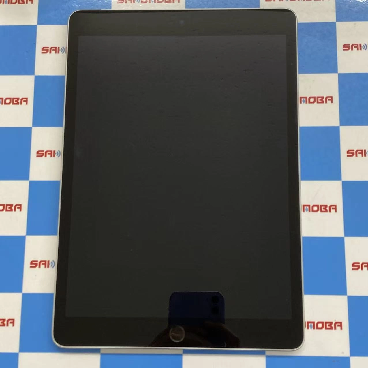 iPad 第9世代 Wi-Fi+Cellularモデル 64GB シルバー MK493J/A SIMフリー ジャンク品