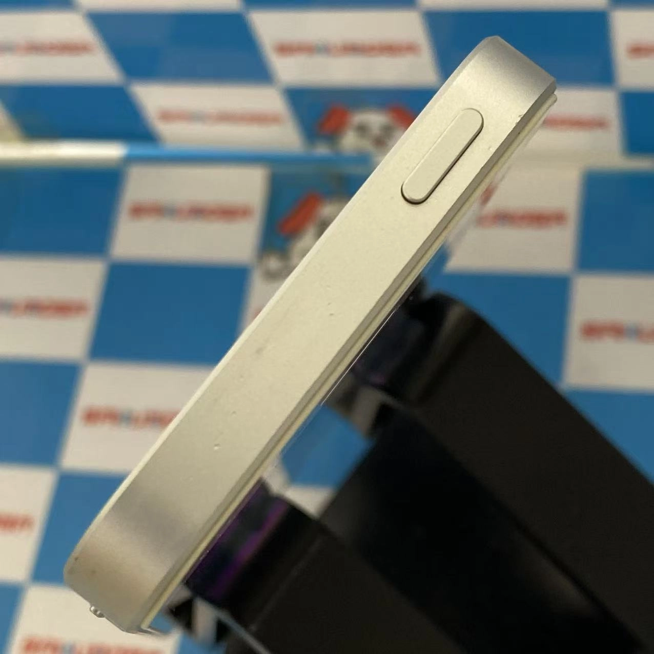 iPhoneSE 32GB シルバー MP832J/A SIMフリー訳あり品