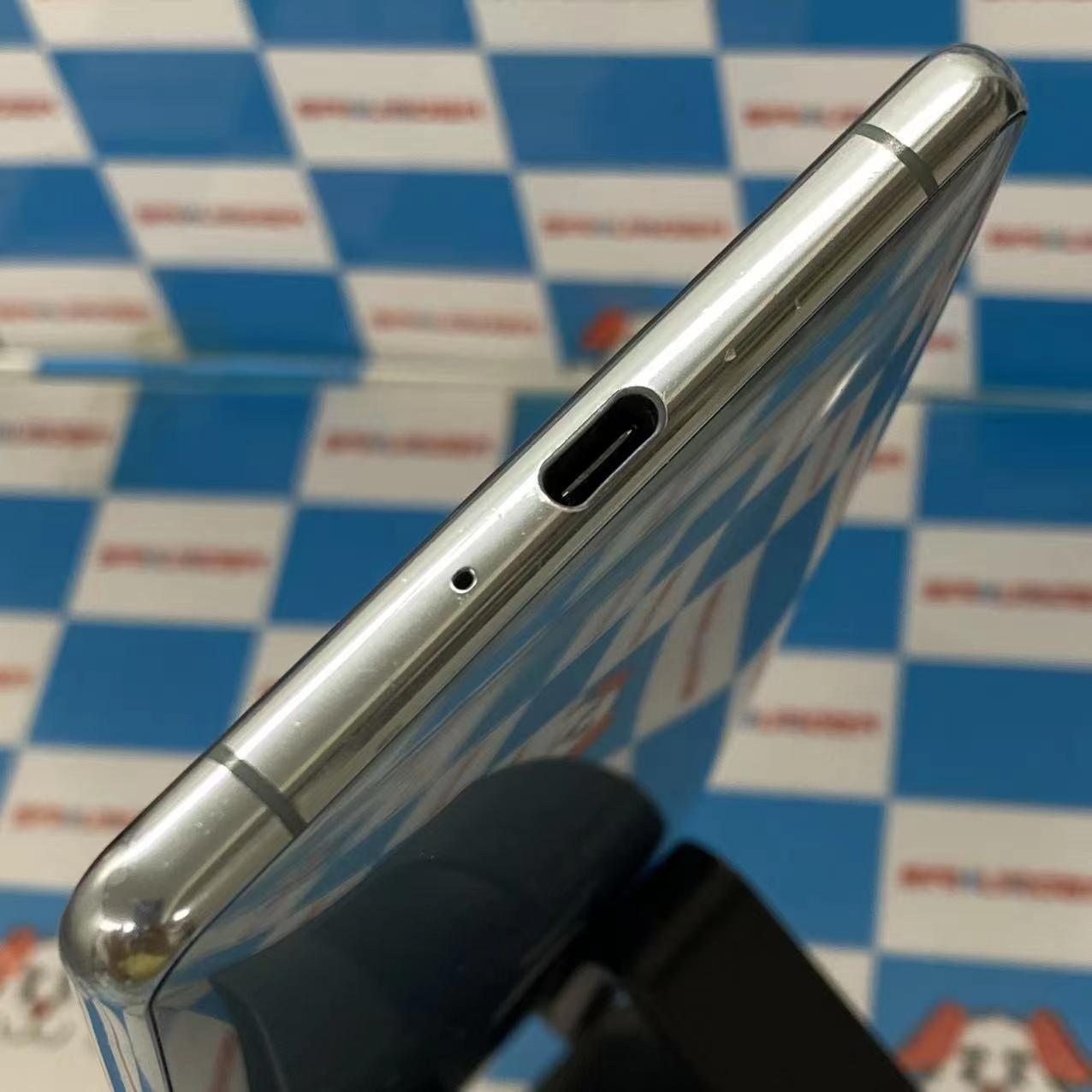 Xperia XZ2 Premium 64GB クロムシルバー SO-04K docomo版SIMフリー