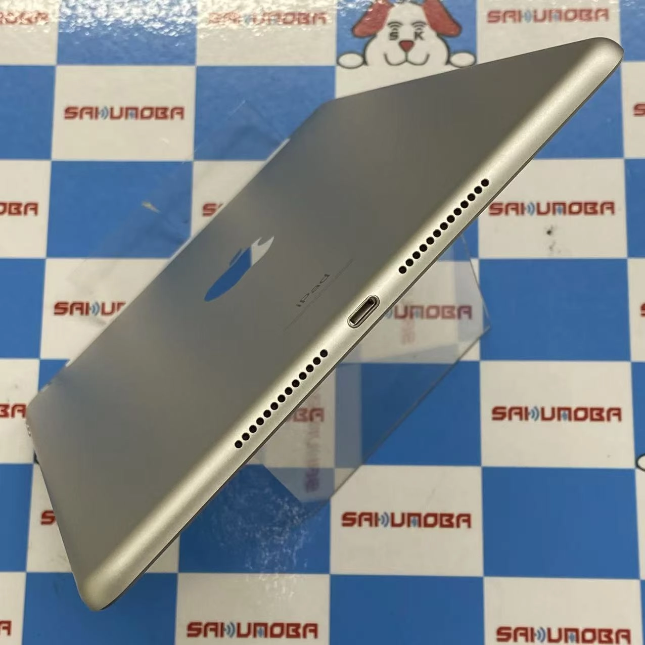 iPad 第9世代 Wi-Fi+Cellularモデル 64GB シルバー MK493J/A SIMフリージャンク品