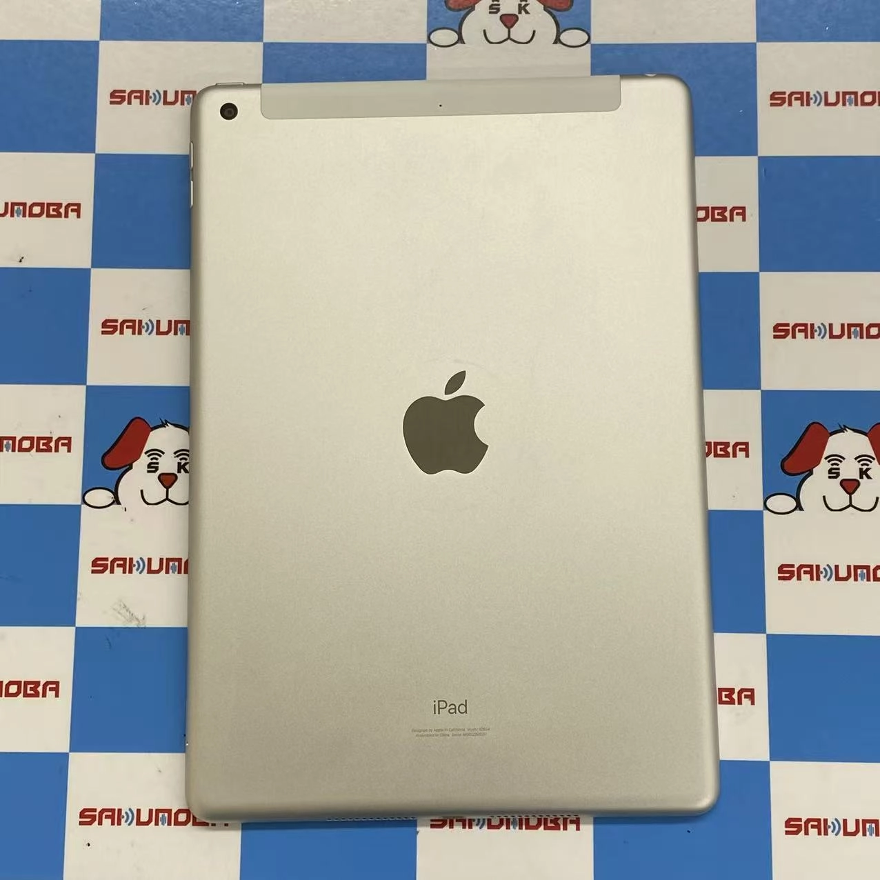 iPad 第9世代 Wi-Fi+Cellularモデル 64GB シルバー MK493J/A SIMフリージャンク品