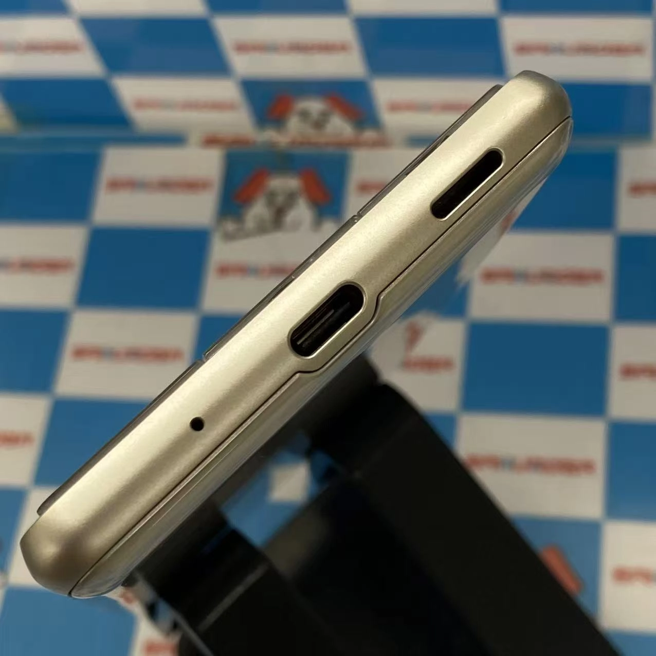 シンプルスマホ5 32GB ジャパンゴールド A001SH SoftBank版SIMフリー