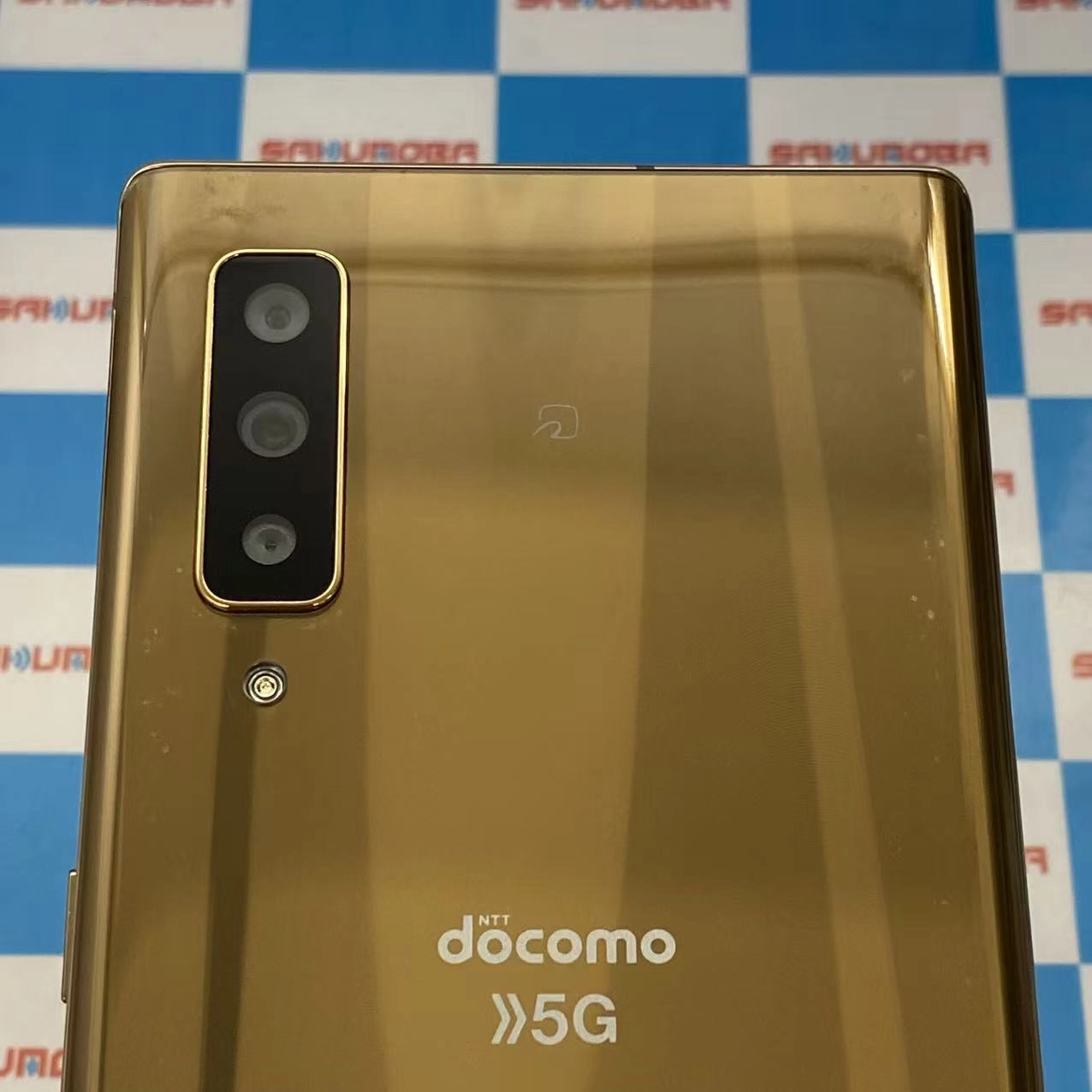 arrows NX9 8GB/128GB ゴールド F-52A docomo版SIMフリー