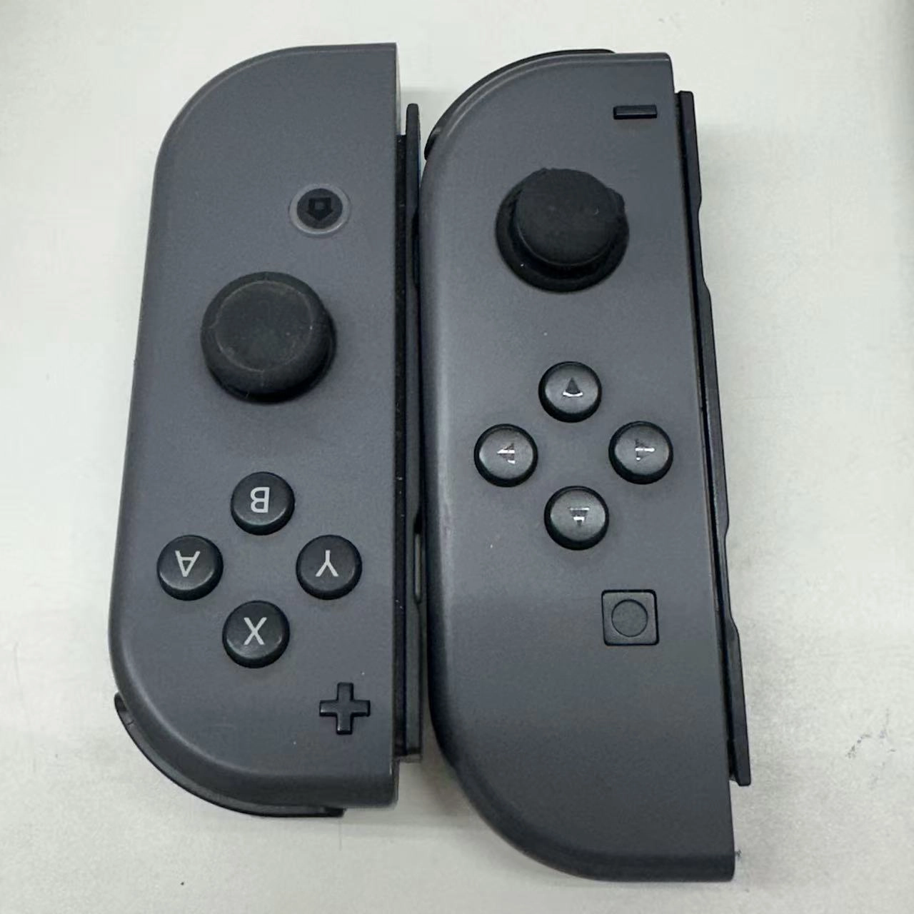 Nintendo Switch 本体 Joy-Con(L)/(R) 2019年モデル 32GB グレー HAD-S-KAAAA