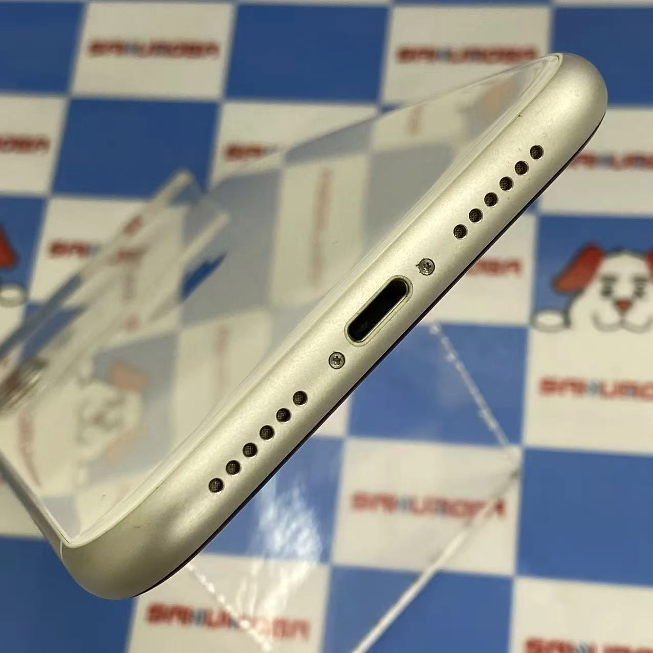 iPhone11 128GB ホワイト MWM22J/A SoftBank版SIMフリージャンク品