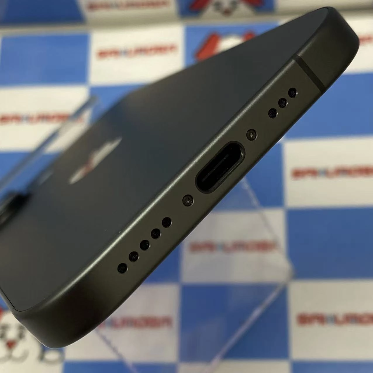 iPhone 17 256GB ブラック MG674J/A  Apple版SIMフリー 新品同様