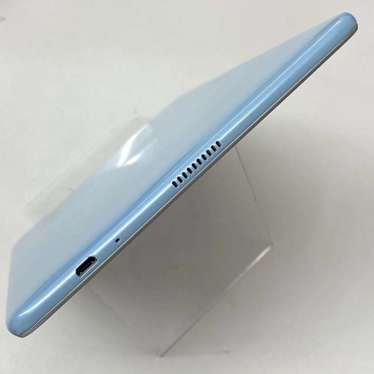 Qua tab 02 16GB エアリーブルー HWT31 AU版SIMフリー 訳あり品 au