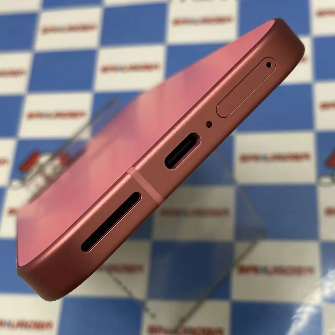 Google Pixel 9a 8GB/128GB ピオニー G3Y12 docomo版SIMフリー 極美品