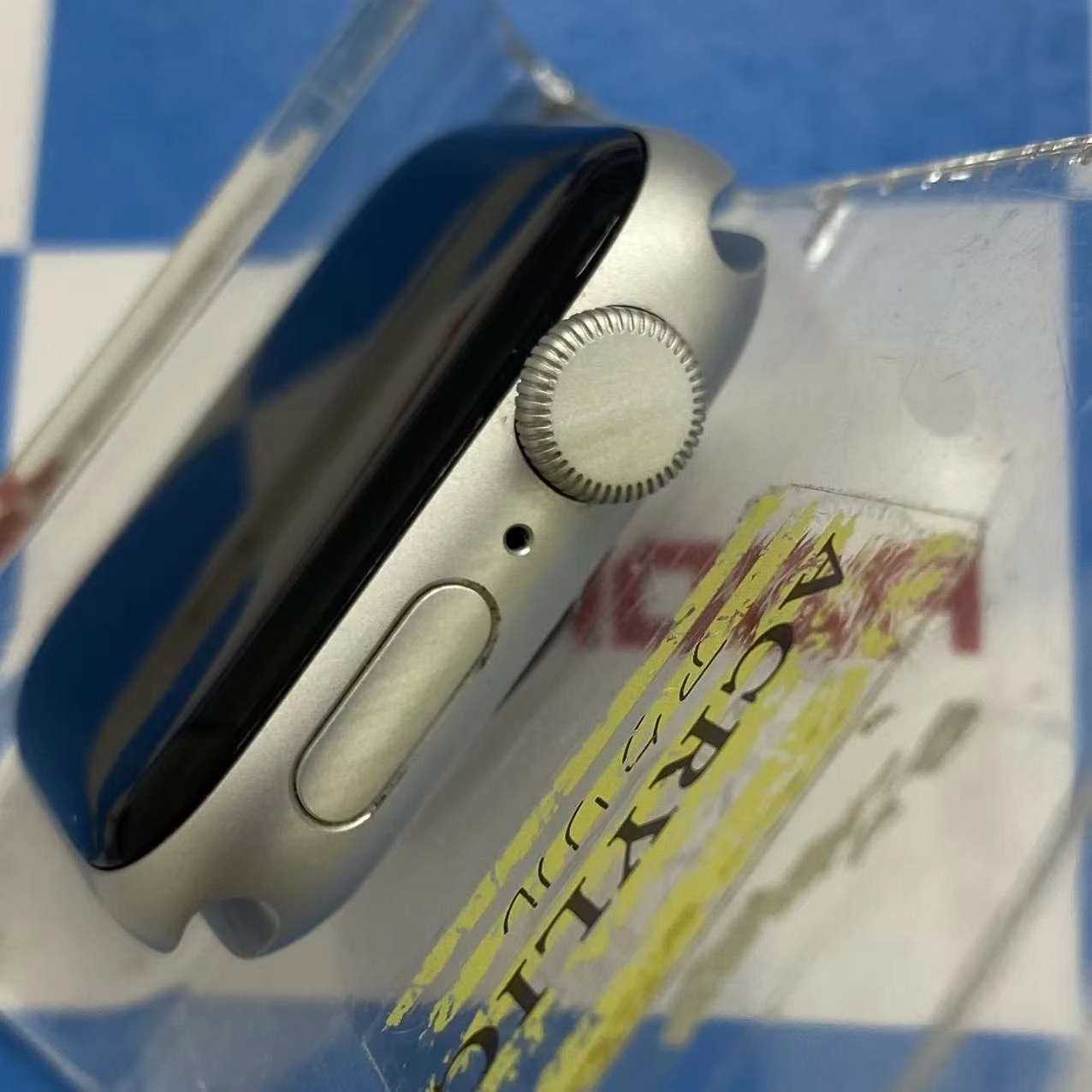 Apple Watch SE 第2世代 40mm GPSモデル 32GB シルバー MRTT3J/A