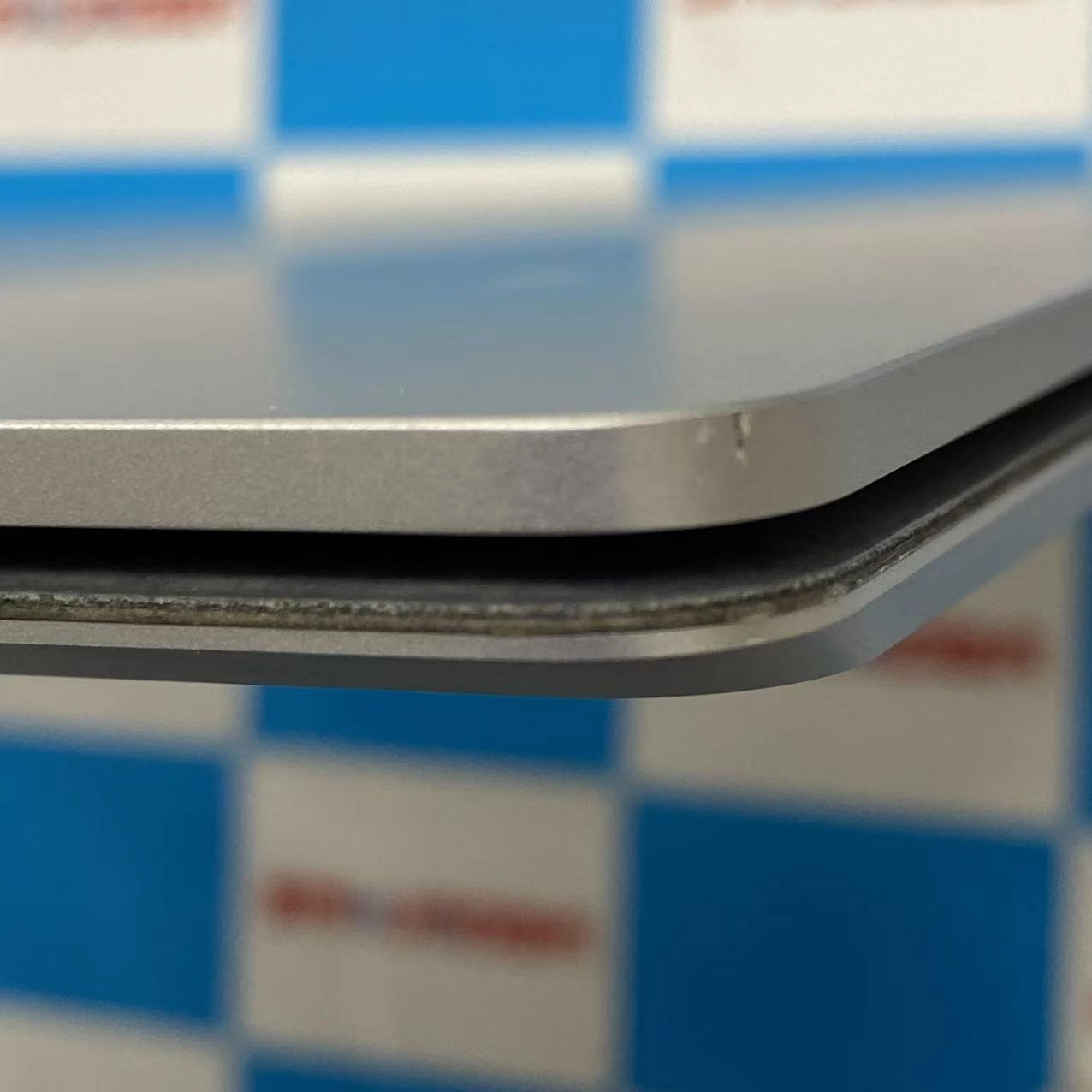 Surface Laptop 4 13.5インチ 256GB プラチナ 1958