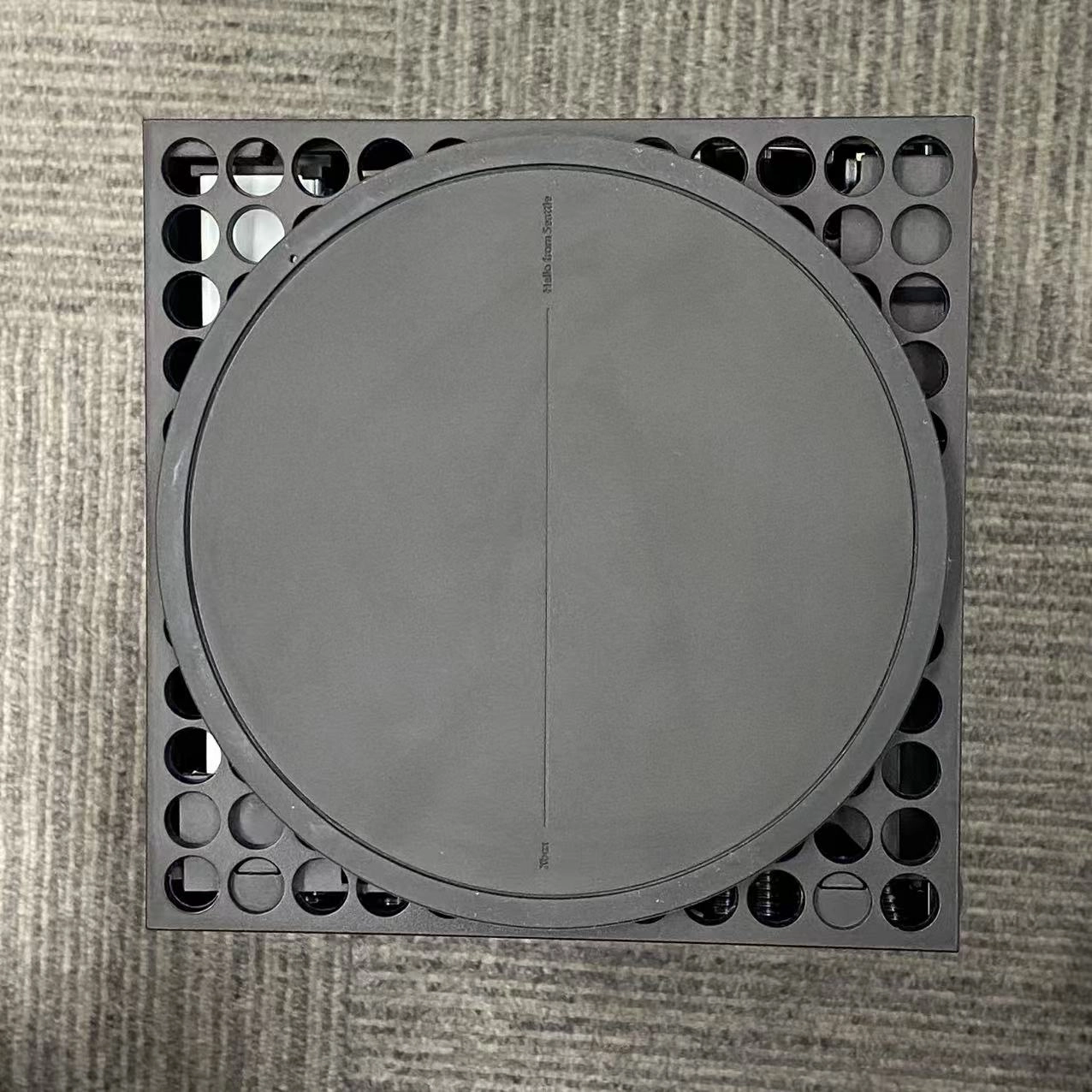 Xbox Series X RRT-00015 1TB カーボン ブラック 1882