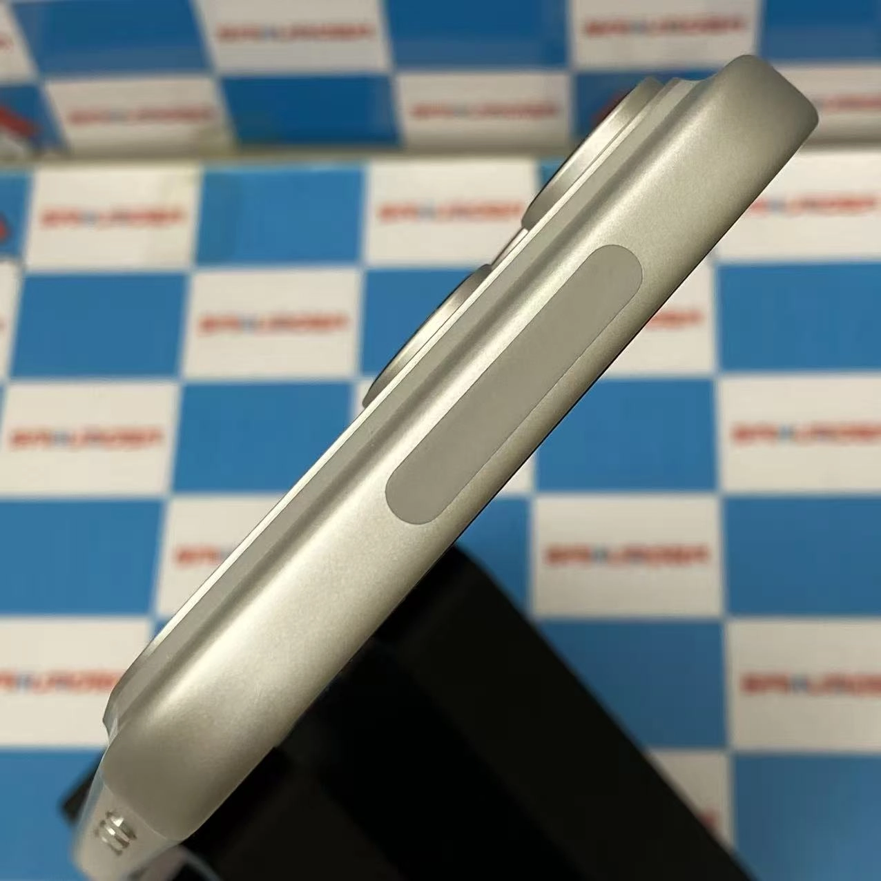 iPhone 17 Pro Max 256GB シルバー MFY84J/A SoftBank版SIMフリー 新品同様
