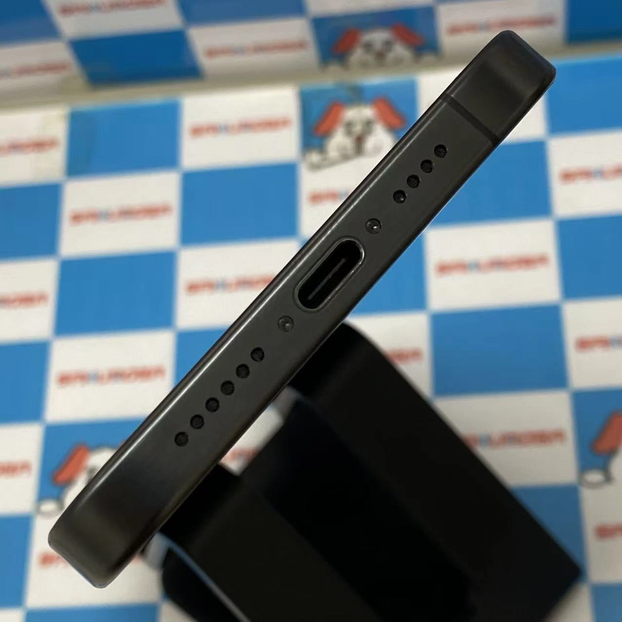 iPhone15 Pro Max 256GB ブラックチタニウム MU6P3J/A SoftBank版SIMフリー 美品