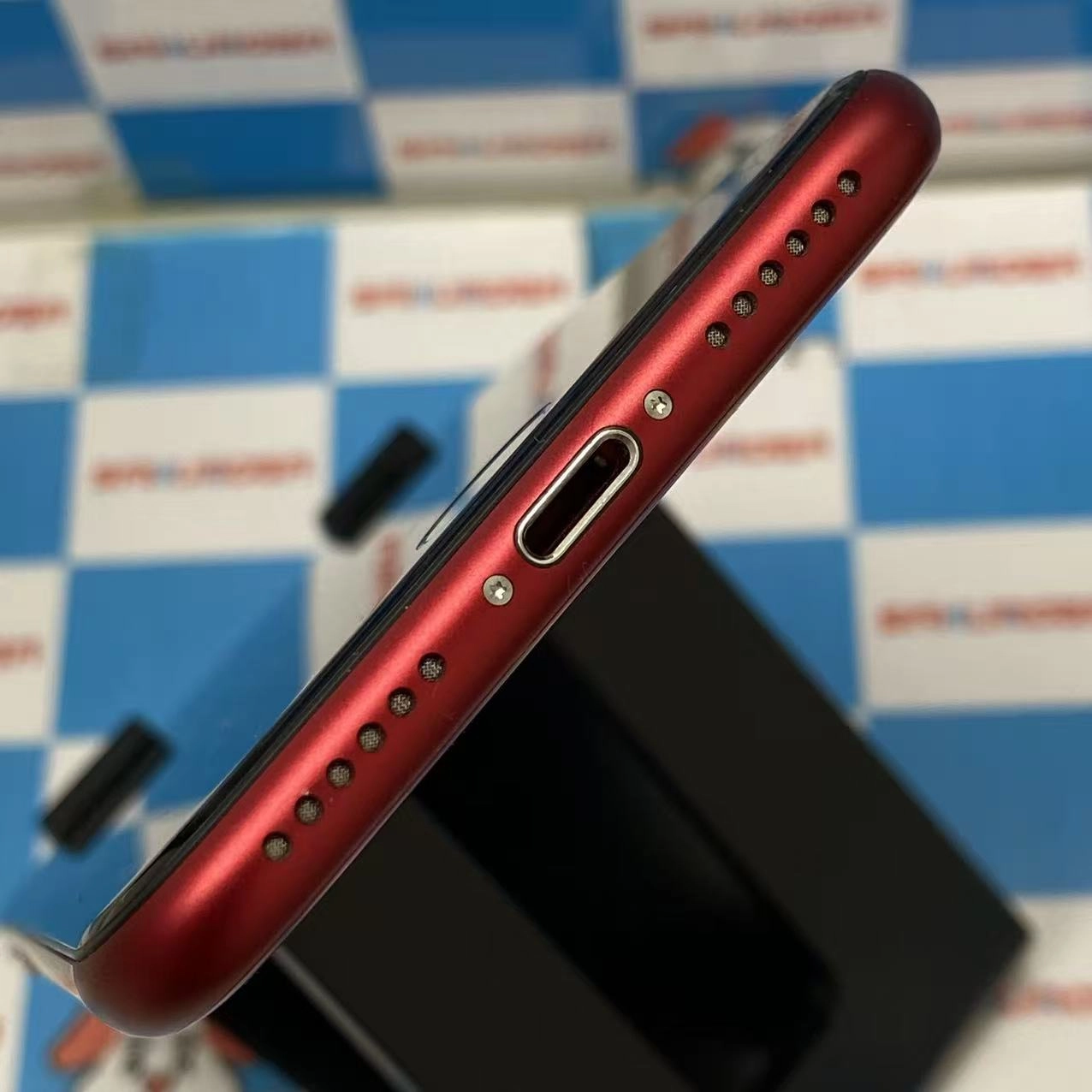 iPhoneSE 第3世代 64GB Product Red MMYE3J/A AU版SIMフリー
