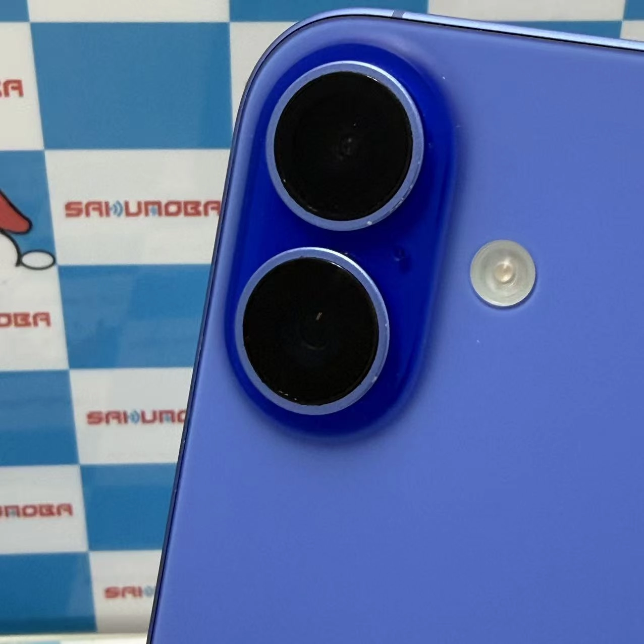 iPhone16 256GB ウルトラマリン MYE03J/A Apple版SIMフリー 美品