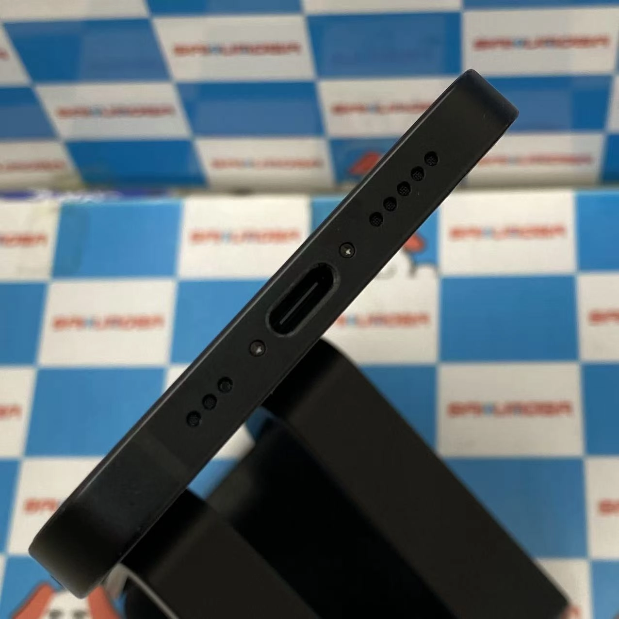 iPhone 16e 128GB ブラック 3N762J/A SoftBank版SIMフリー