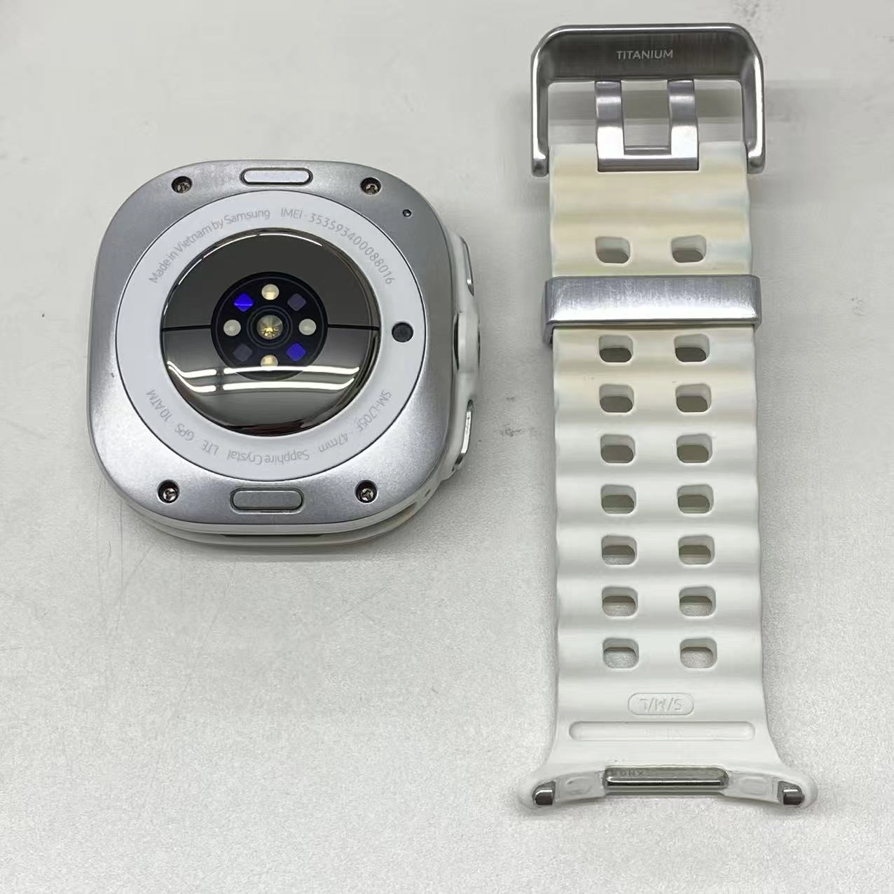Galaxy Watch Ultra LTEモデル 32GB チタニウムホワイト SM-L705F SIMフリー
