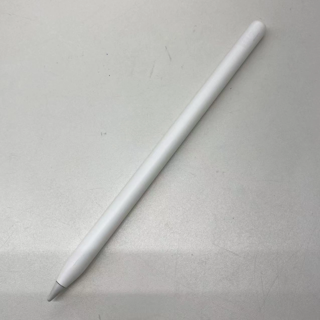 Apple Pencil Pro 32GB ホワイト A2538