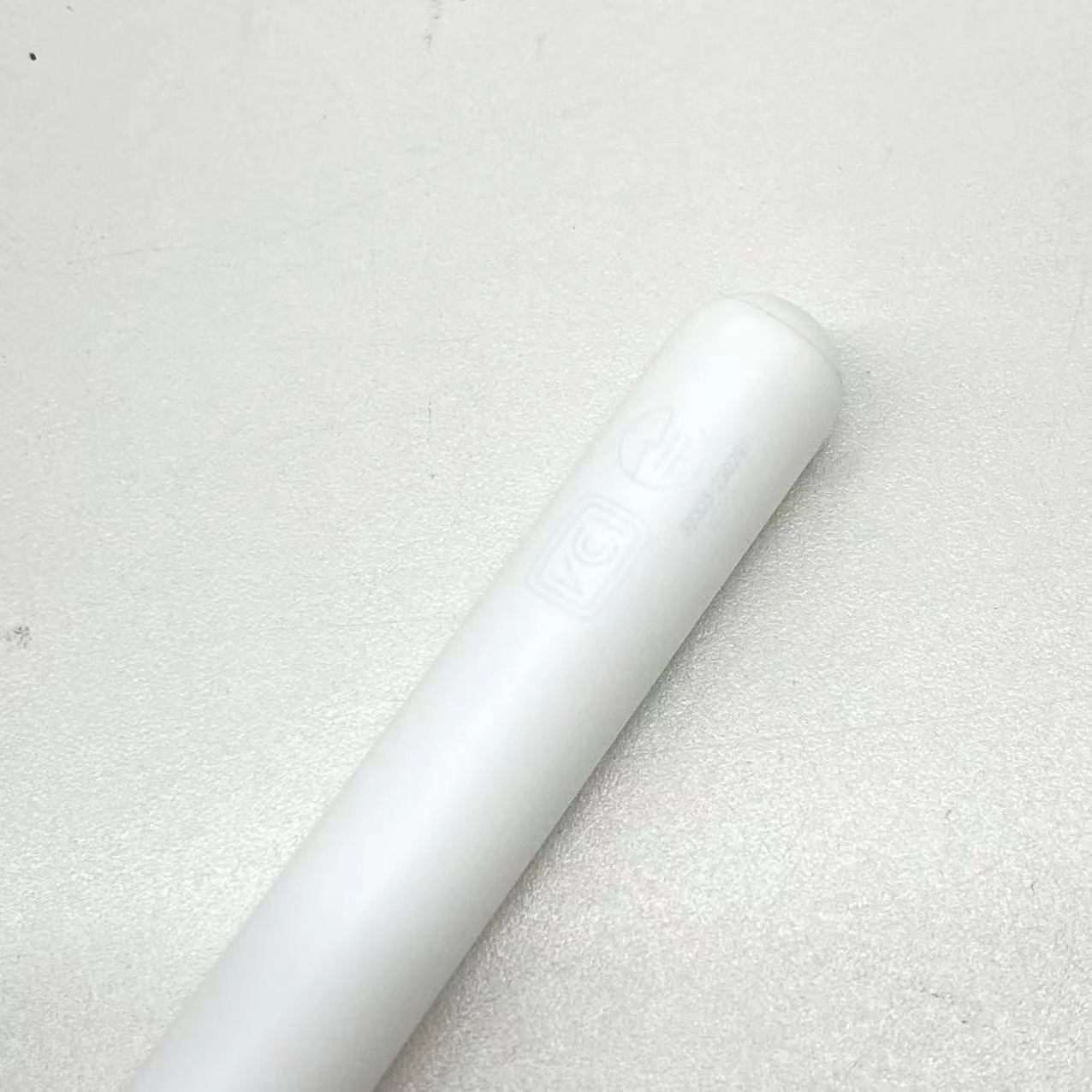 Apple Pencil Pro 32GB ホワイト A2538