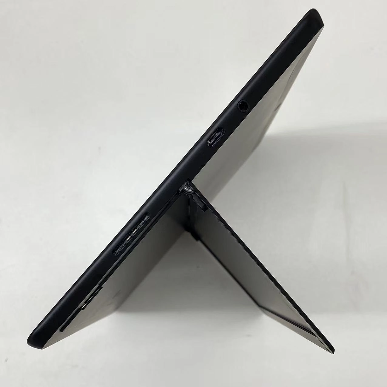 Microsoft Surface Go 3 Wi-Fiモデル 8GB 128GB マットブラック 8VA-00030