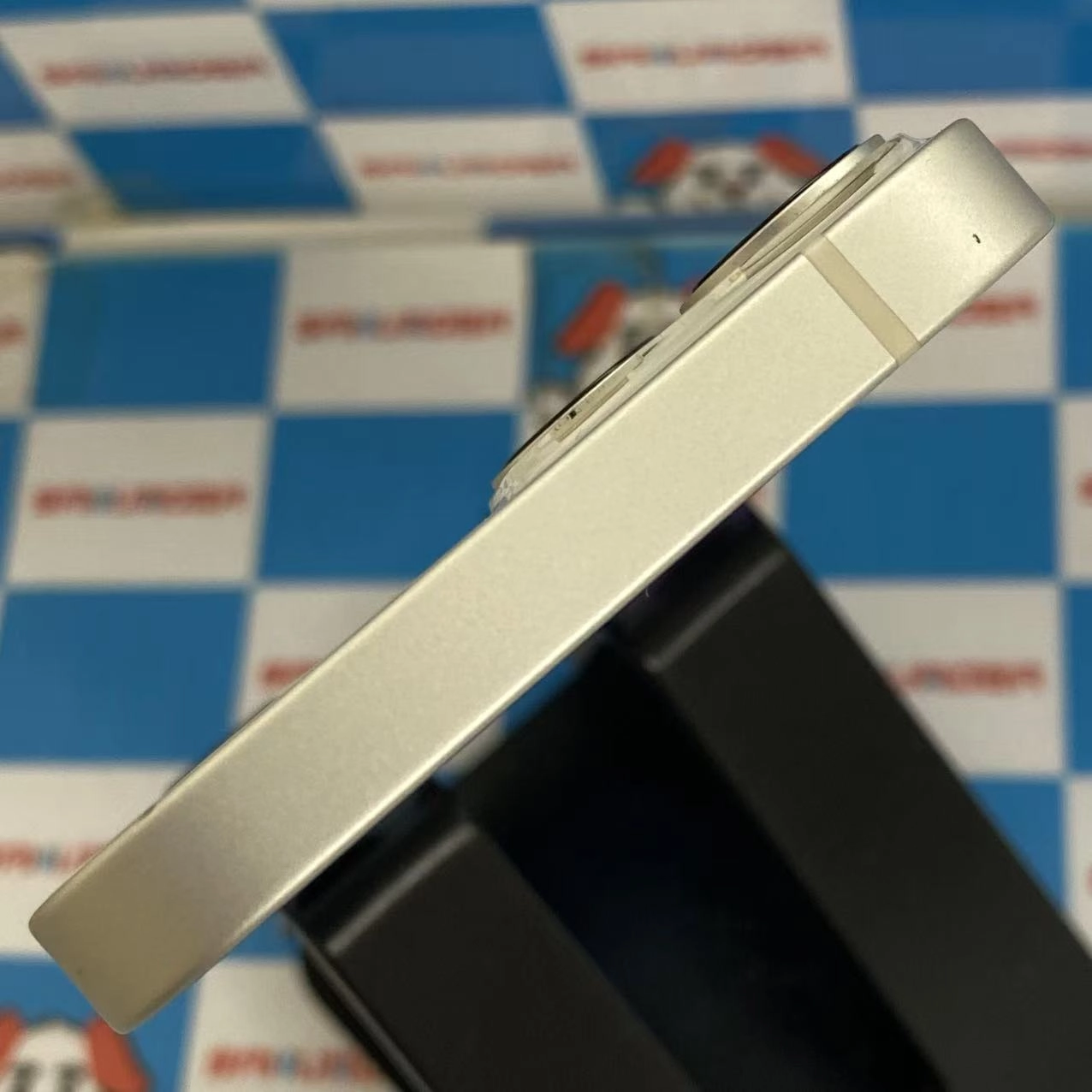 iPhone13 mini 128GB スターライト MLJE3J/A docomo版SIMフリー 訳あり品