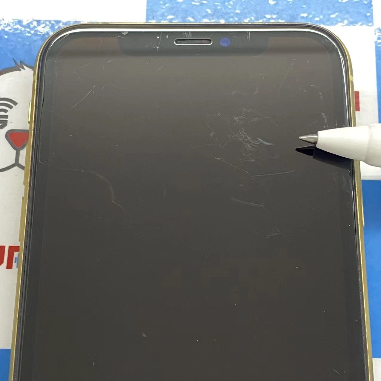 iPhoneXR 128GB イエロー MT0Q2J/A SoftBank版SIMフリー ジャンク品