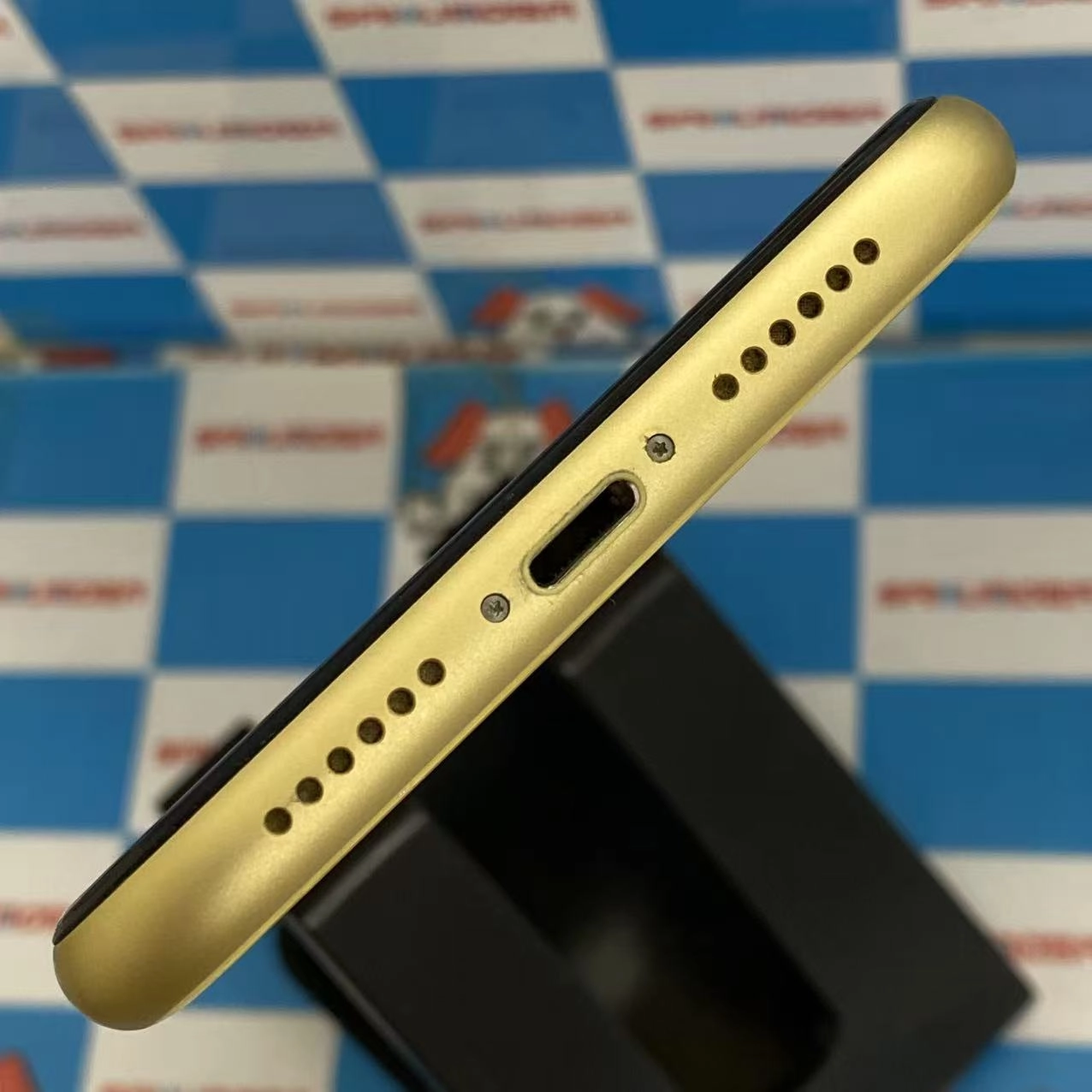 iPhoneXR 128GB イエロー MT0Q2J/A SoftBank版SIMフリー ジャンク品