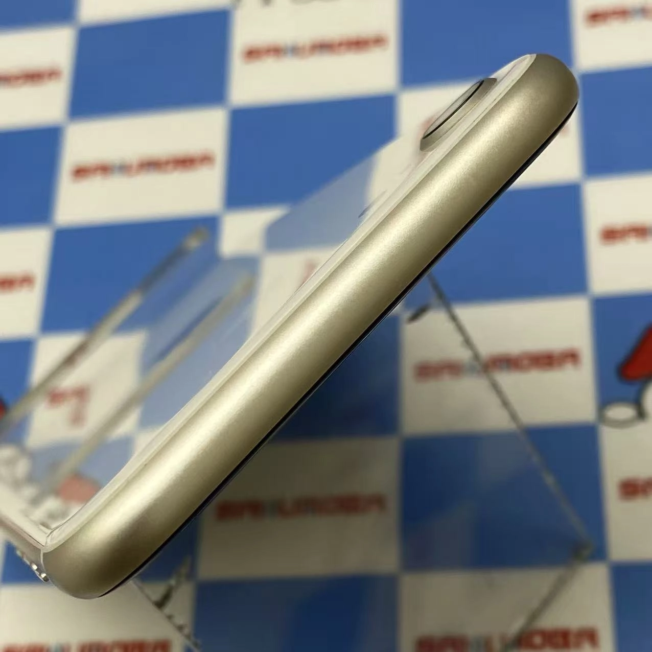 iPhoneSE 第3世代 64GB スターライト MMYD3J/A SoftBank版SIMフリー 美品