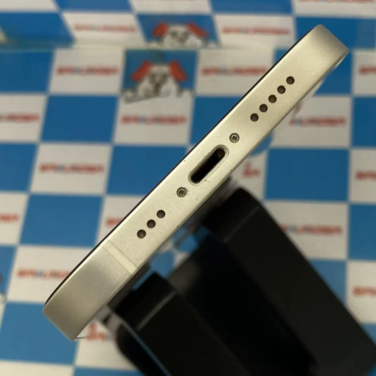 iPhone12 64GB ホワイト MGHP3J/A docomo版SIMフリージャンク品