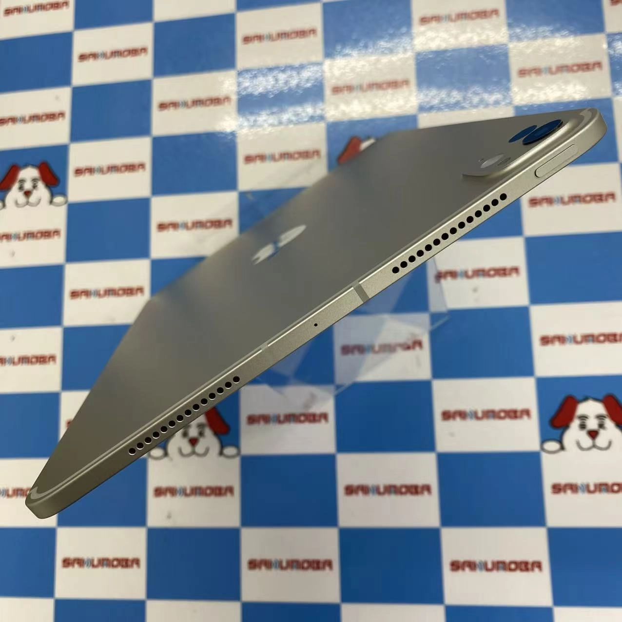 iPad Pro 11インチ 第6世代 M5 Wi-Fi + Cellularモデル 256GB シルバー ME2P4J/A 海外版SIMフリー  新品同様