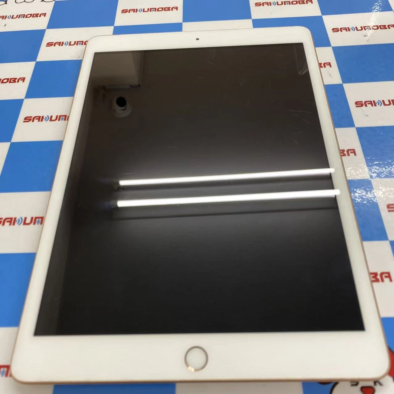 iPad 第8世代 Wi-Fi+Cellularモデル 32GB ゴールド MYMK2J/A docomo版SIMフリー