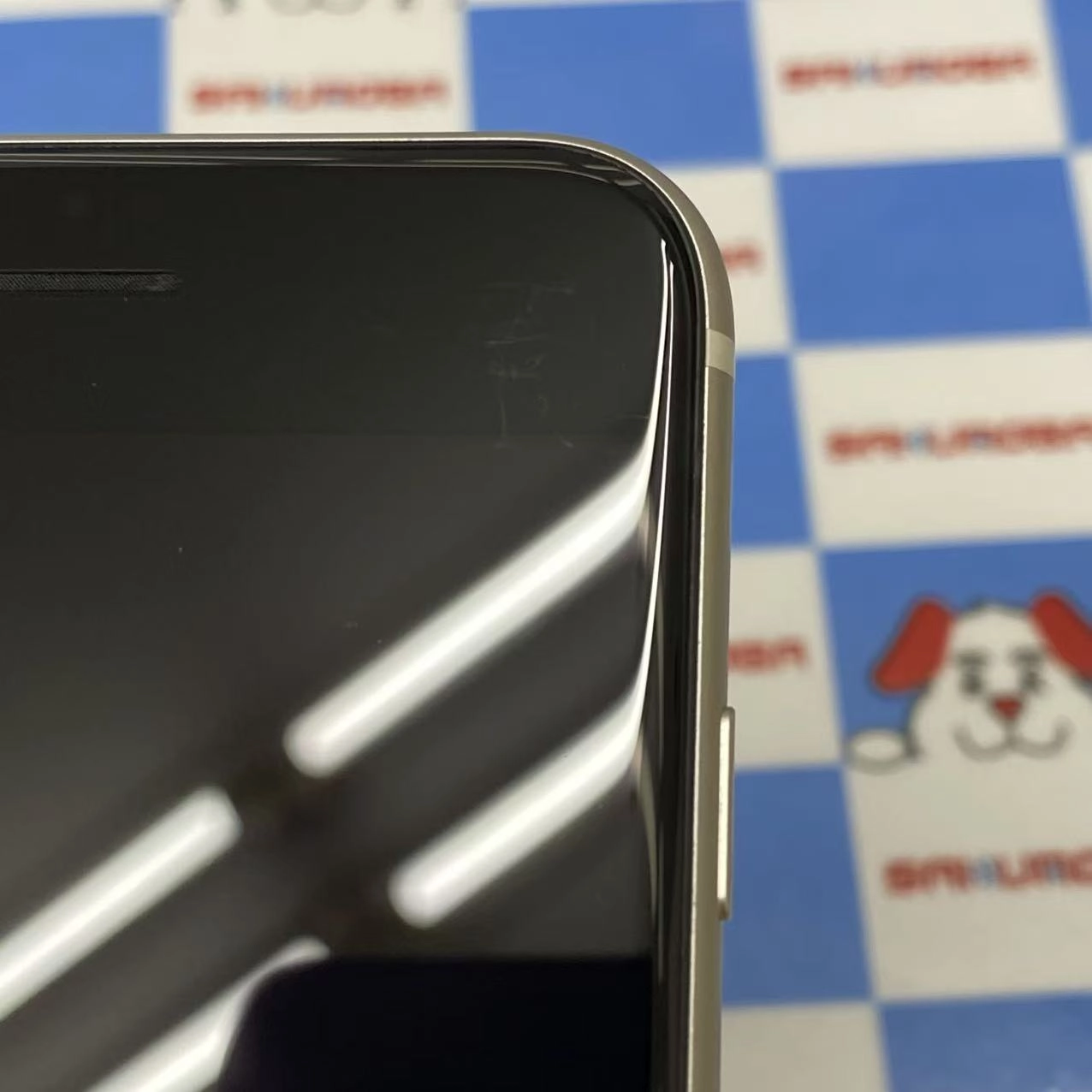 iPhoneSE 第3世代 64GB スターライト MMYD3J/A SoftBank版SIMフリー訳あり品