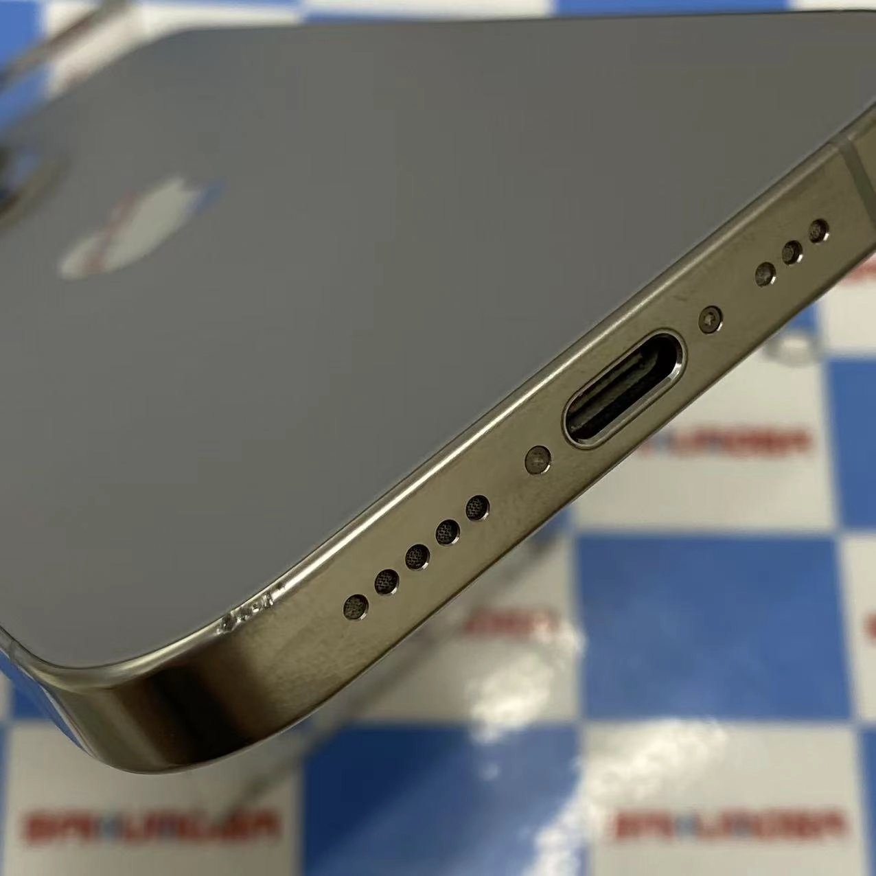 iPhone16 Pro 128GB ナチュラルチタニウム MYMY3J/A Apple版SIMフリー