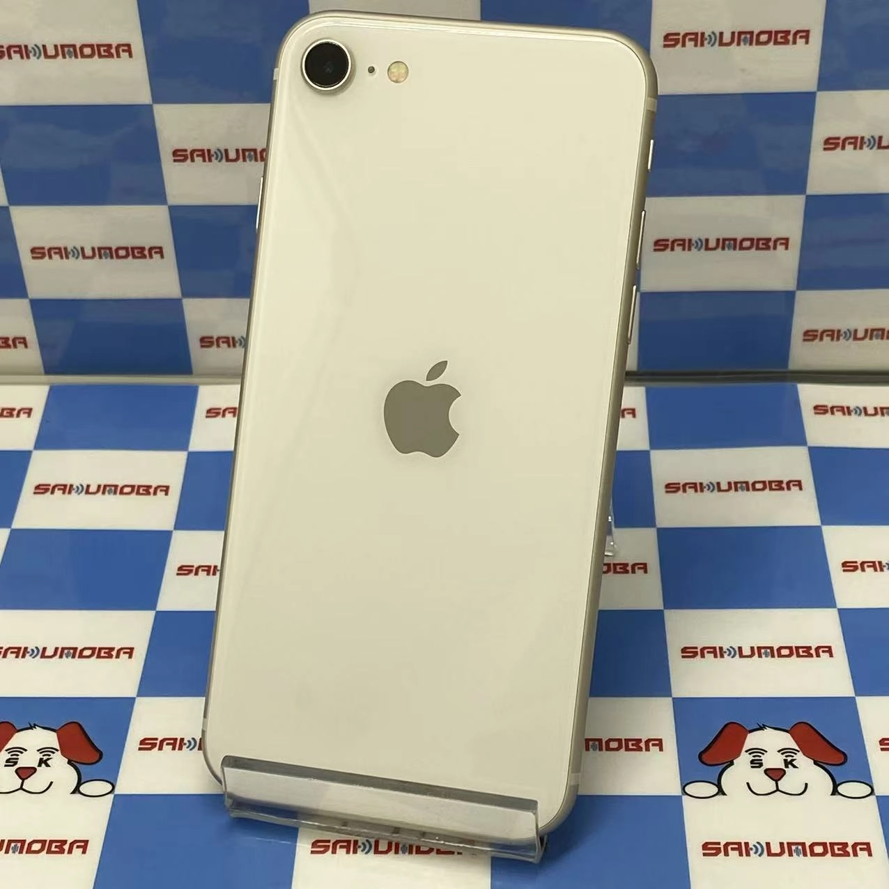 iPhoneSE 第3世代 64GB スターライト MMYD3J/A docomo版SIMフリー 極美品