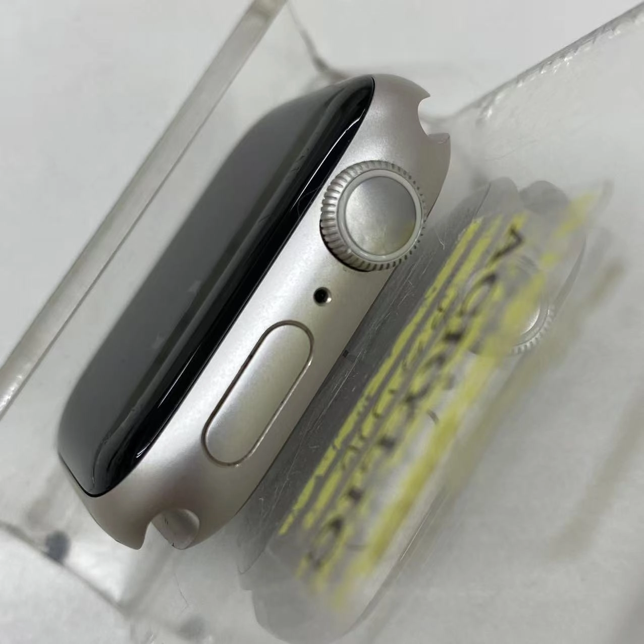 Apple Watch Series8 41mm GPSモデル 32GB スターライト MNP63J/A