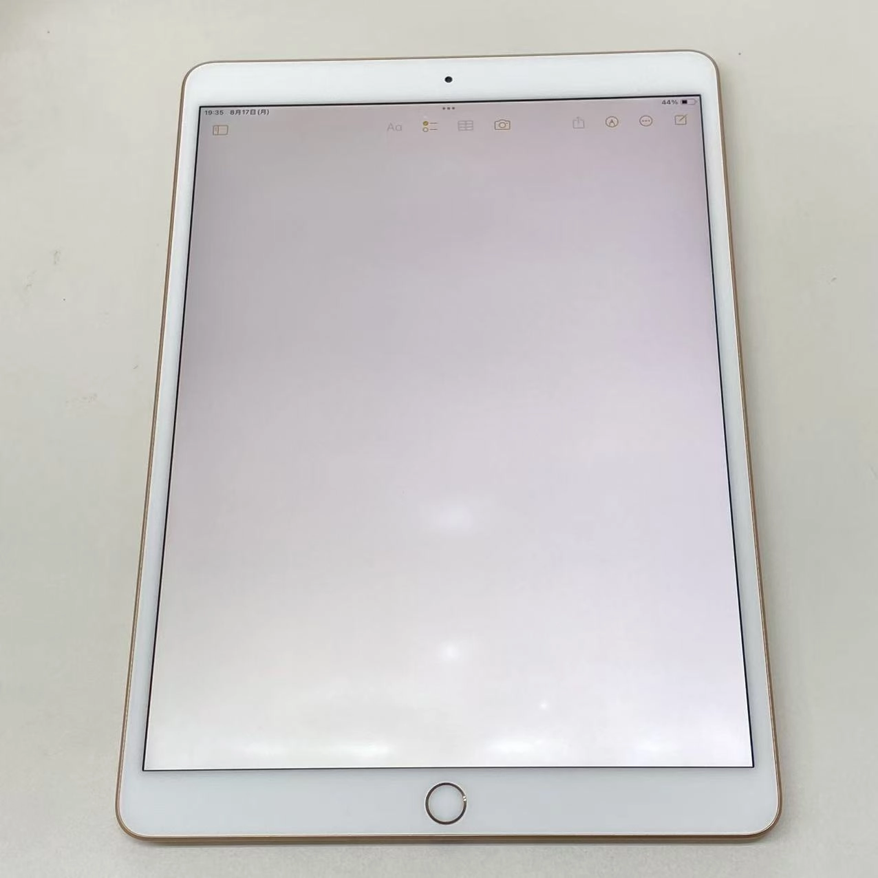 iPad Air 第3世代 海外版Wi-Fiモデル 64GB ゴールド MUUL2TA/A 訳あり品