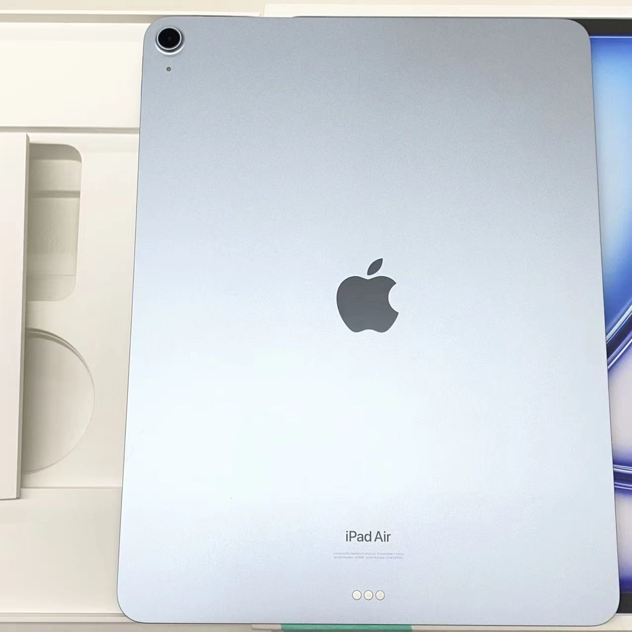 iPad Air 13インチ 第6世代 Wi-Fiモデル 256GB ブルー MV2F3J/A ジャンク品