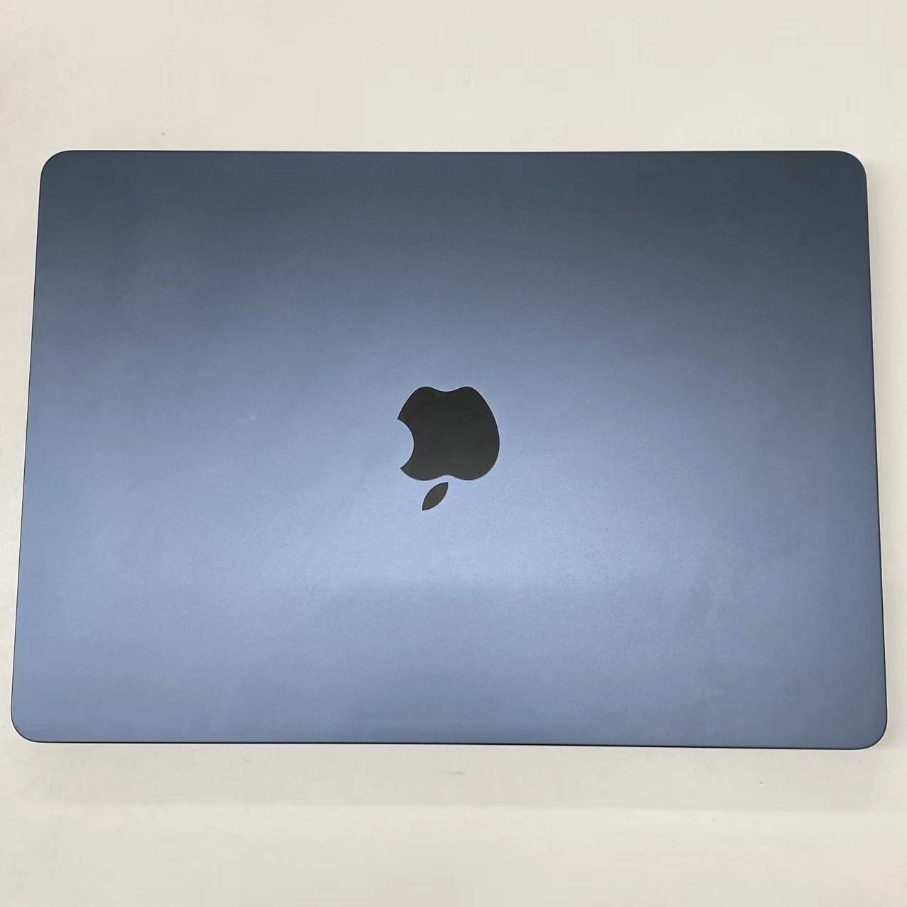 MacBook Air 13インチ M3 2024 (CPU:8C/GPU:10C)16GB 1TB ミッドナイト A3113
