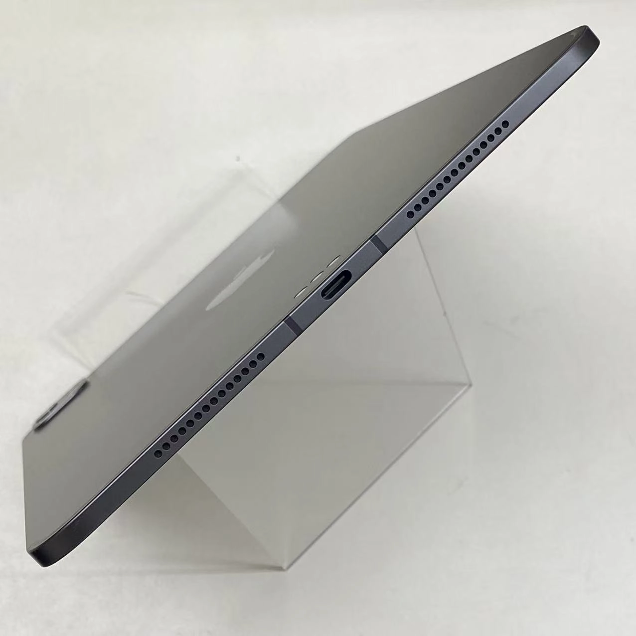 iPad Pro 11インチ 第5世代 Nano-textureディスプレイガラス搭載 Wi-Fi + Cellular 1TB スペースブラック MWRP3J/A SoftBank版SIMフリー