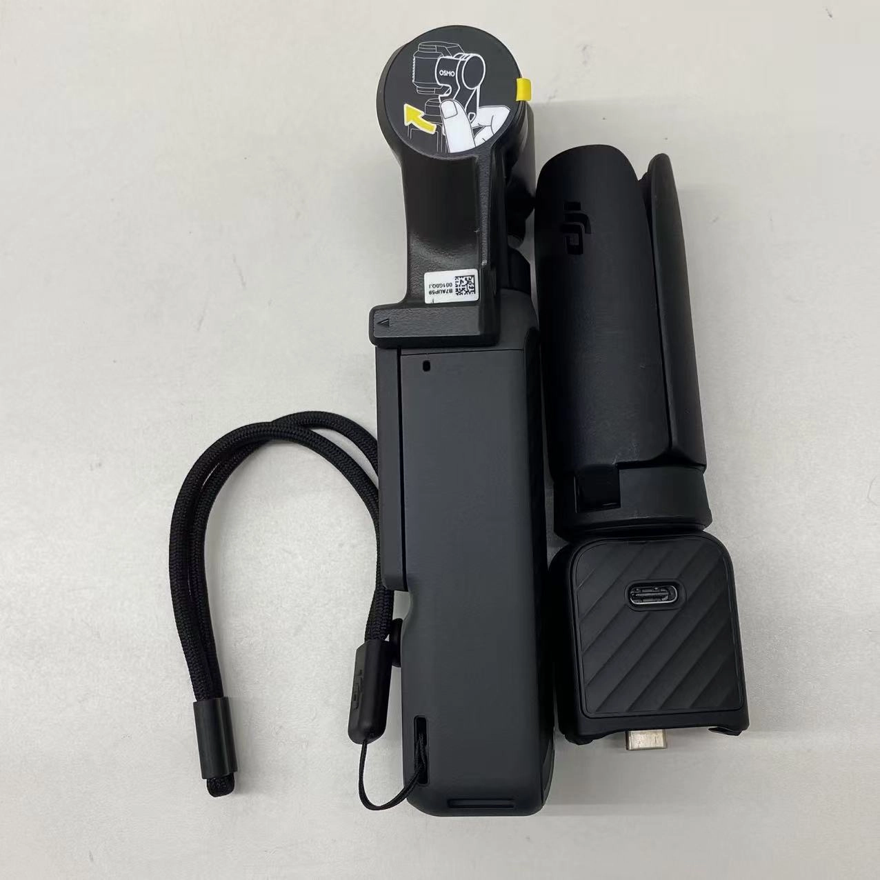 DJI Osmo Pocket 4 スタンダードコンボ ブラック OP4402