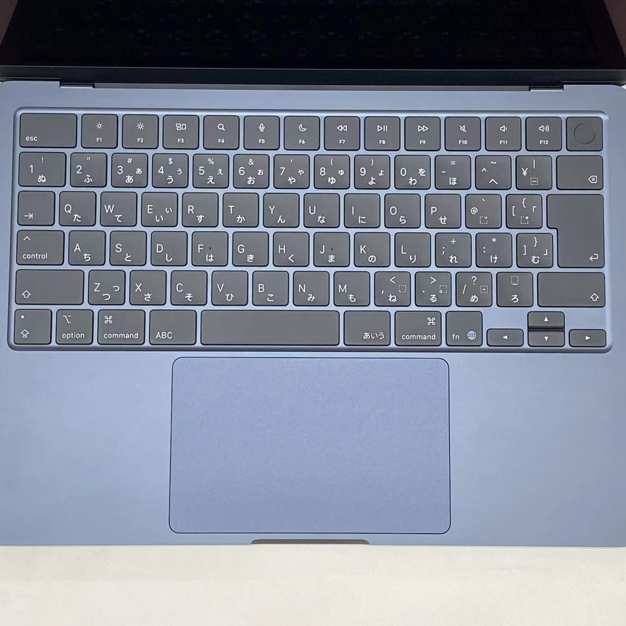 MacBook Air Early2026 13インチ Apple M5 16GB/512GB ミッドナイト MDHE4J/A 開封未使用品