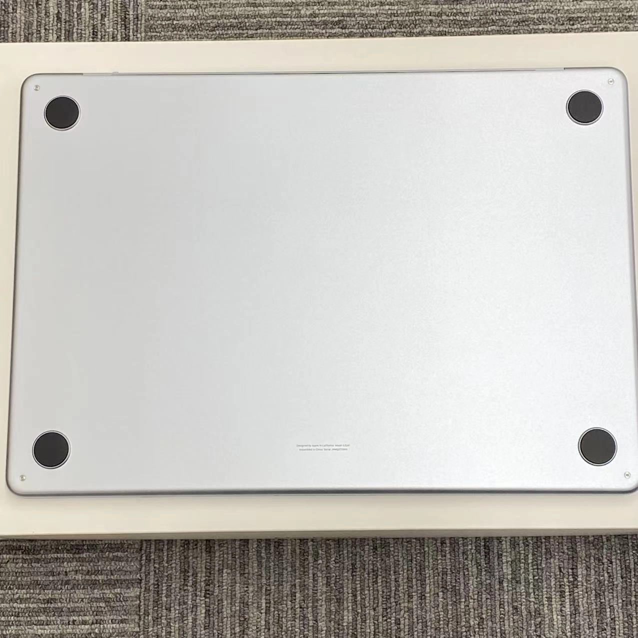MacBook Air 15インチ Early2025 Apple M4 16GB/256GB スカイブルー MC7A4J/A 美品