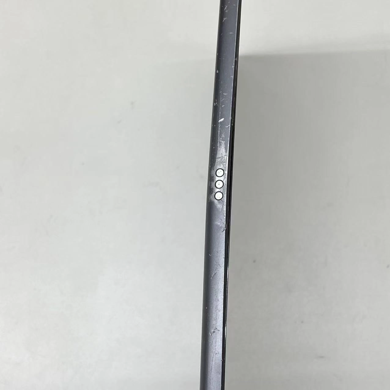 iPad 第7世代 Wi-Fiモデル 32GB スペースグレイ MW742J/A ジャンク品