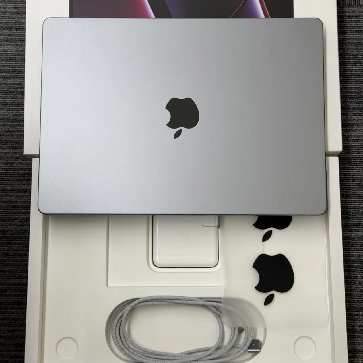 MacBook Pro 14インチ M2 Pro 2023 16GB/512GB スペースグレイ MPHE3J/A 極美品