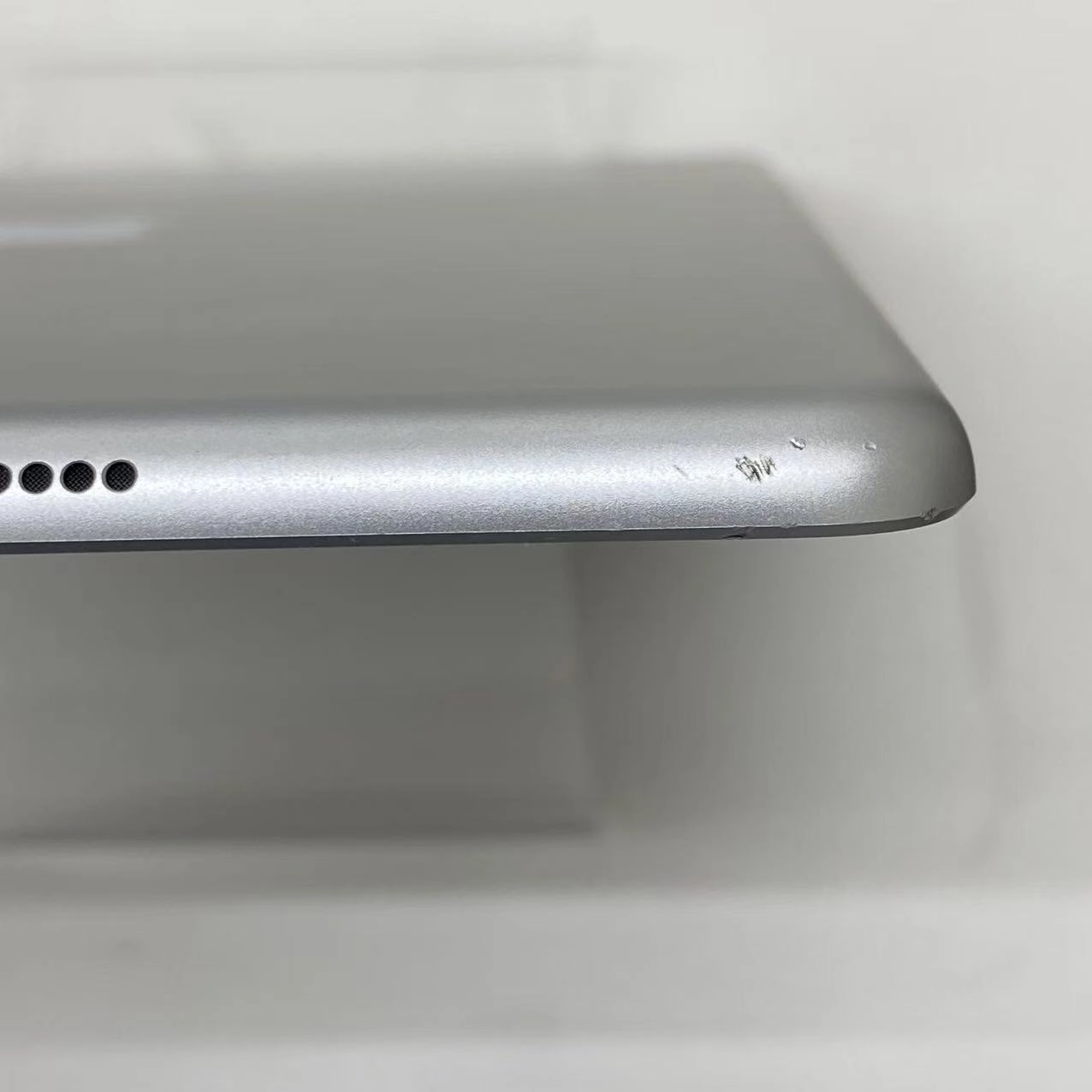 iPad 第9世代 Wi-Fiモデル 64GB スペースグレイ MK2K3J/A ジャンク品