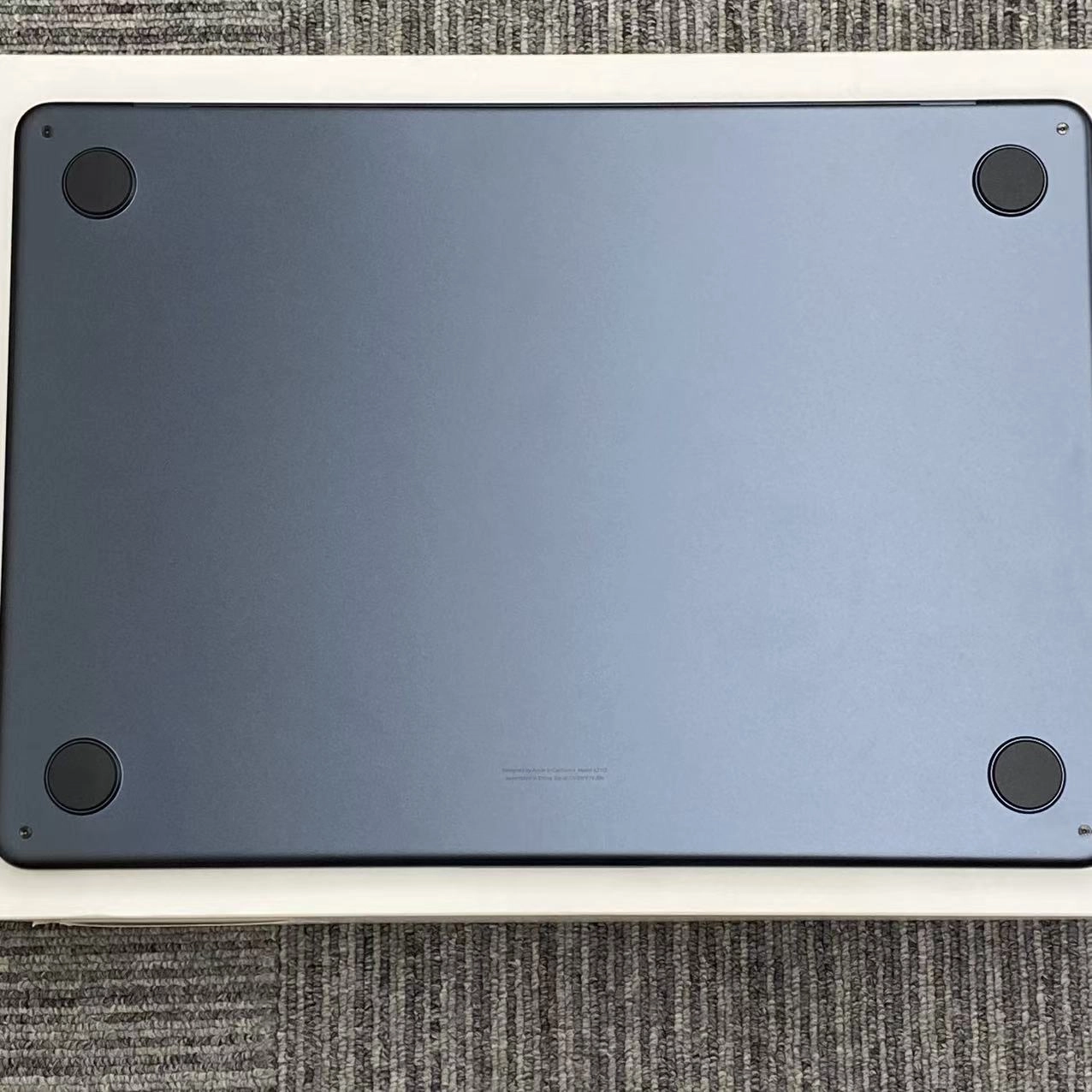 Macbook air 13インチ Early2024 Apple M3 16GB/512GB ミッドナイト MXCV3J/A 美品