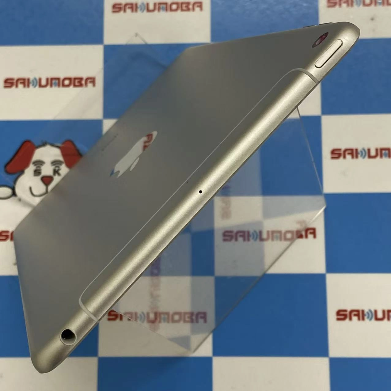 iPad mini 第5世代 Wi-Fi+Cellular モデル 256GB シルバー MUXD2J/A Apple版SIMフリー