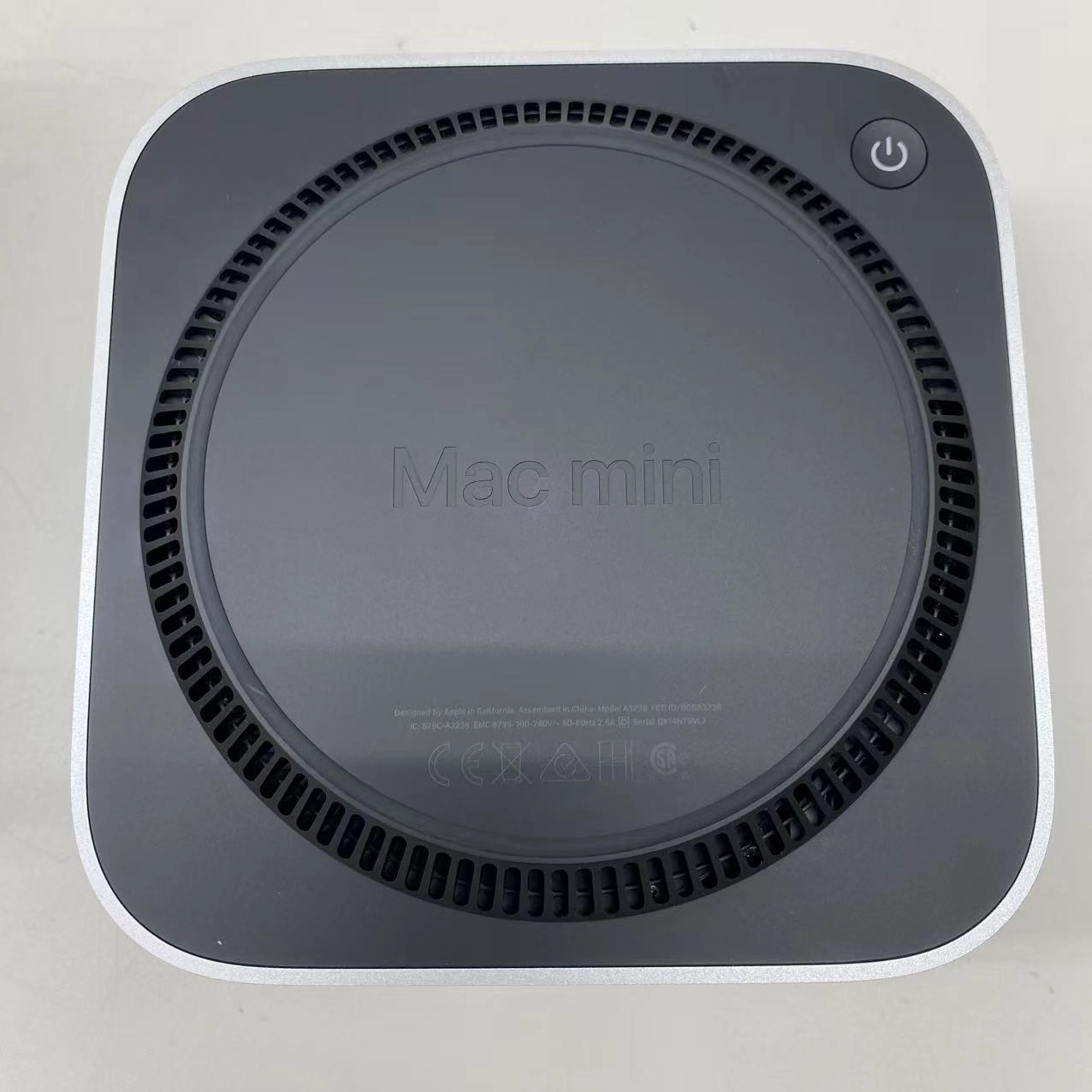 Mac Mini Late 2024 M4 (CPU:10C/GPU:10C)16GB/256GB シルバー MU9D3J/A 極美品