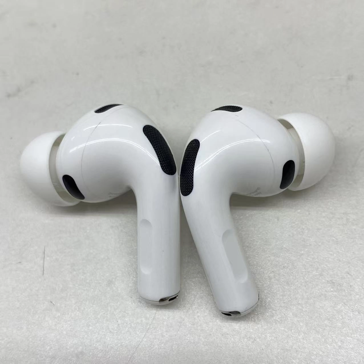 AirPods Pro 第3世代 ホワイト MFHP4J/A