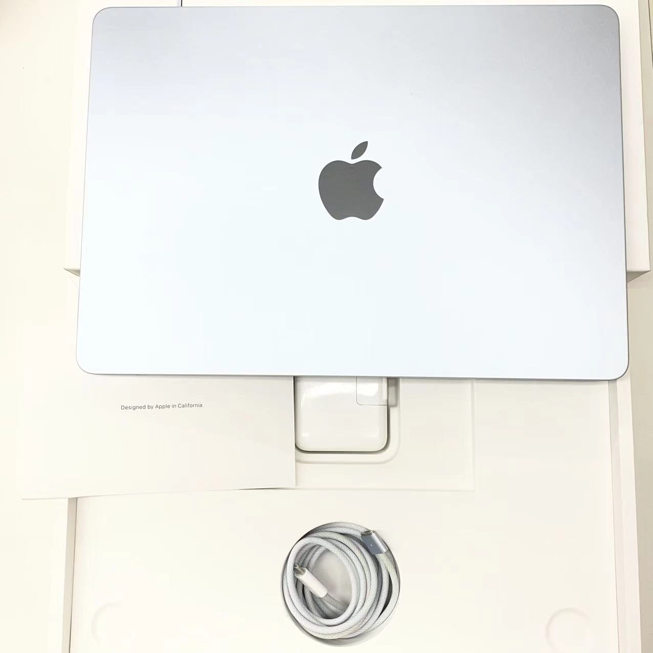 MacBook Air 13インチ Early2025 Apple M4 (CPU:10C/GPU:8C)16GB/256GB MC6T4J/A 極美品 スカイブルー